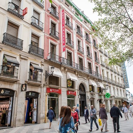 Petit Palace Puerta Del Sol Мадрид Екстер'єр фото