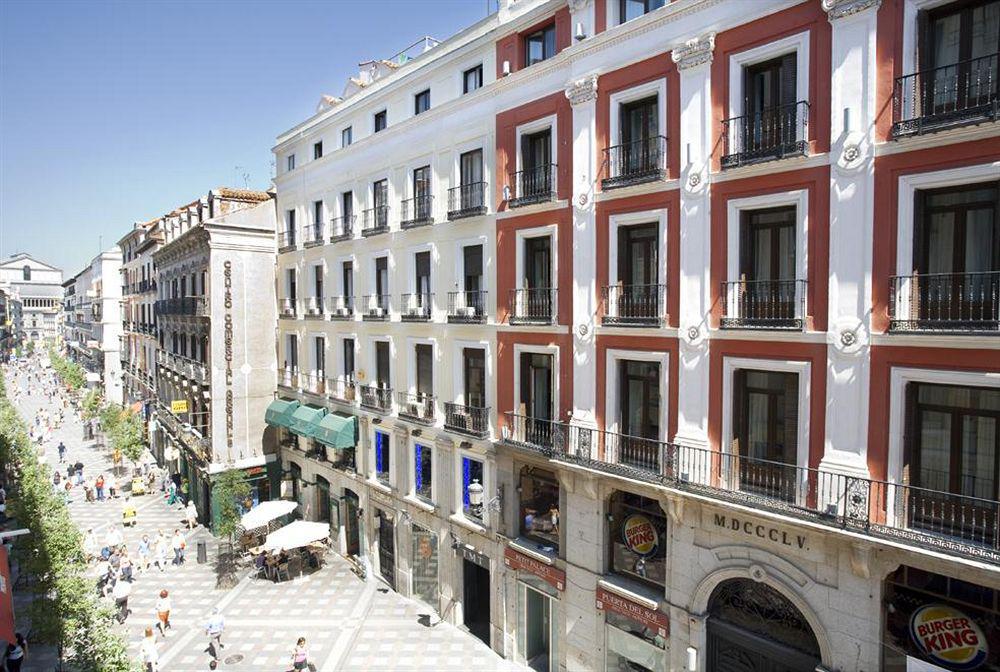 Petit Palace Puerta Del Sol Мадрид Екстер'єр фото